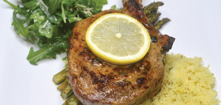 steak with lemon